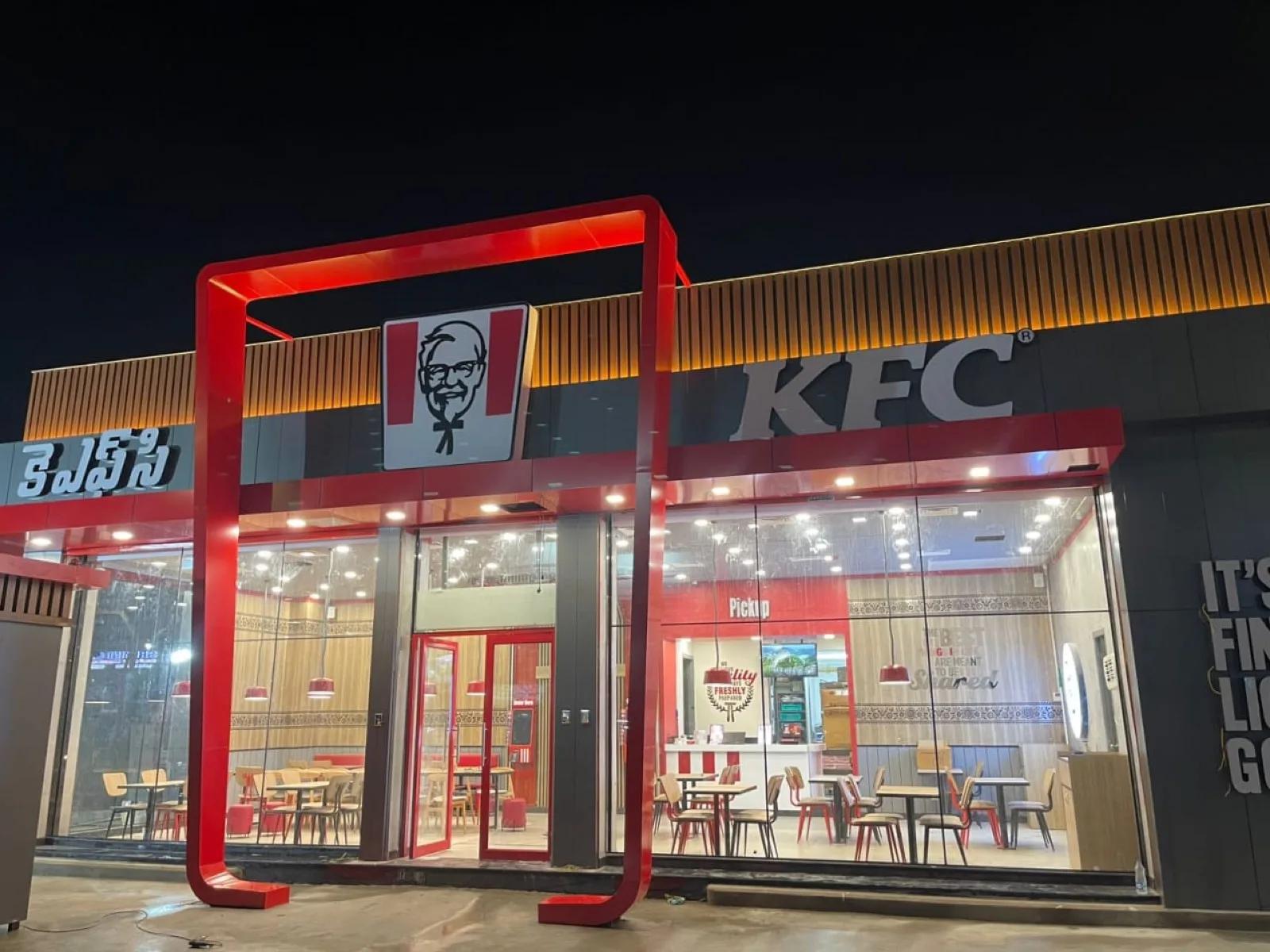KFC restaurant exterior completed by DeMakers